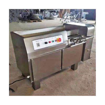 Machine de découpe de cube de viande en acier inoxydable 304 pour un traitement rapide et précis de la viande