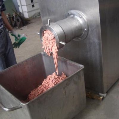 Meuleuse industrielle de viande de poulet congelée pour viande et os congelés à 910*620*980 mm